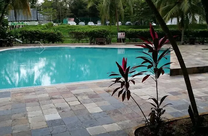 Pinang Beach Apartment @ Bayu Emas