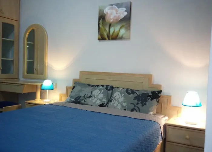 Pinang Beach Apartment @ Bayu Emas